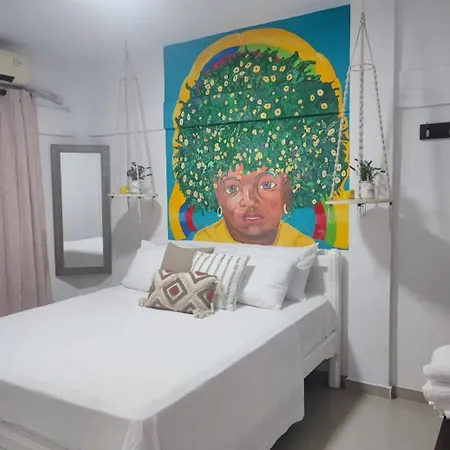 Casa Mar Lux Hotel *